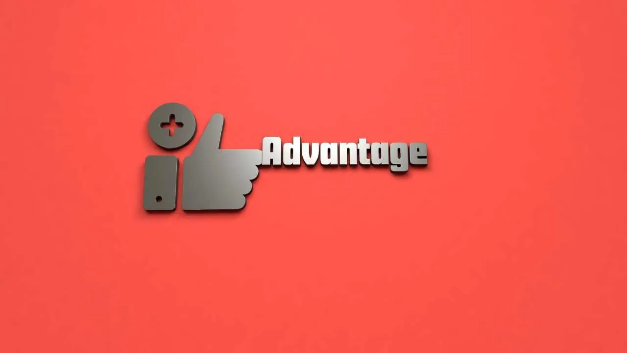 Thumbs up icon and the word Advantage on a red background