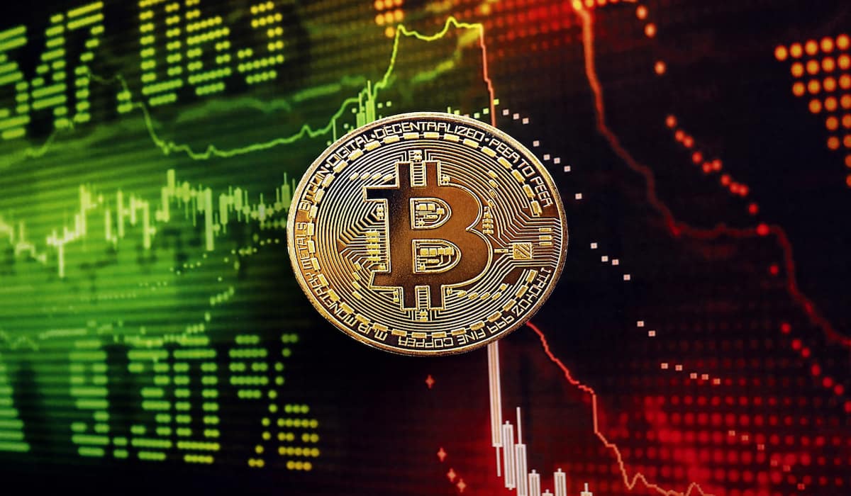 bitcoin-price-weakens-crypto-market-focus-on-us-economic-data-and-trump-crypto-policies